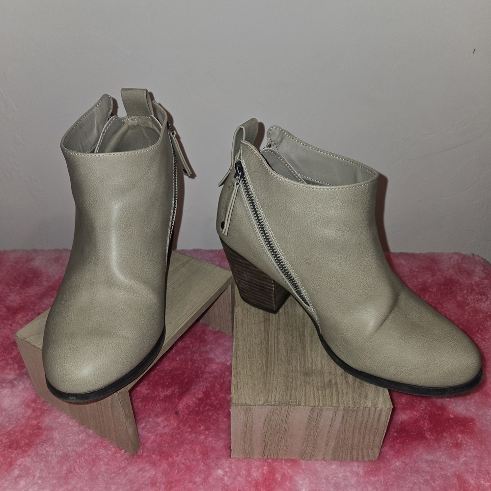 Torrid Cream Ankle Booties with Zipper Detail